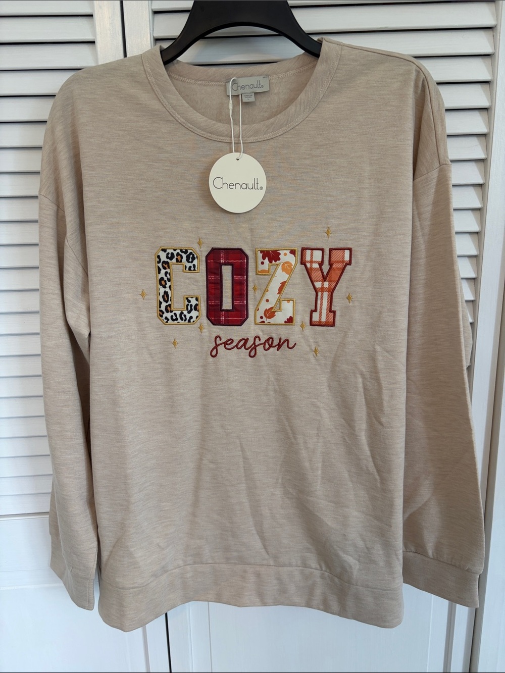 Chenault Women’s Sz Lg Fall Sweatshirt Embroidered Cozy Pullover Long Sleeve